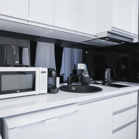 Dum Mamaia Nord Apartamento *